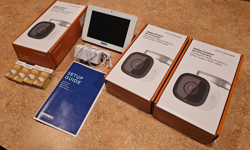 BRINKS HOME SECURITY SYSTEM WITH CAMERAS NEW NEVER USED (OPEN BOX) gallery