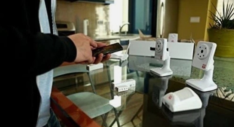 OPlink Security TripleShield Wireless Security System 4-Camera (OPG2202) gallery