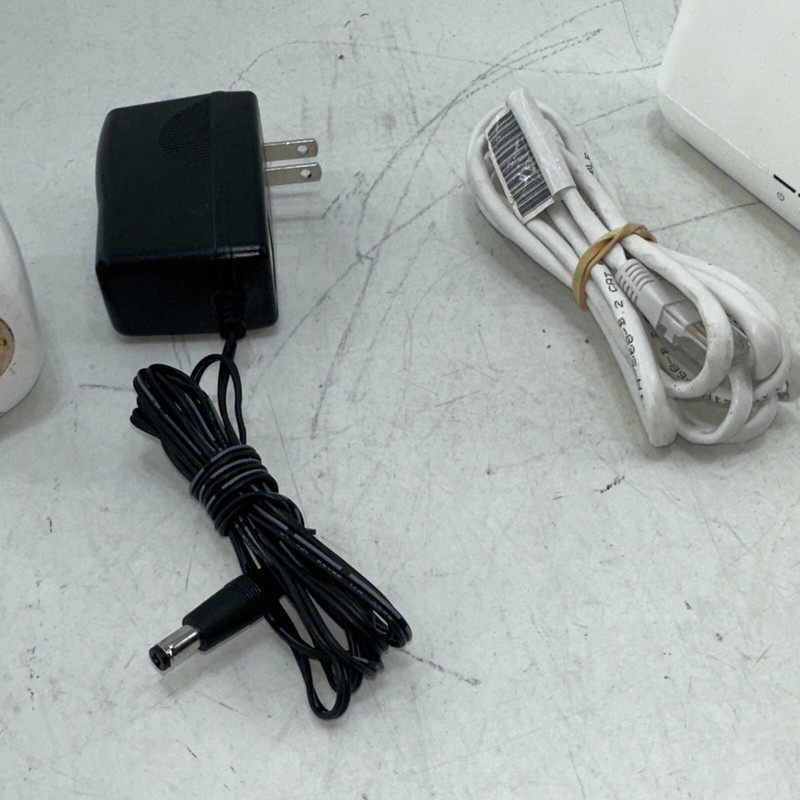 Netgear Arlo Pro VMB4000 + 1 Camera gallery