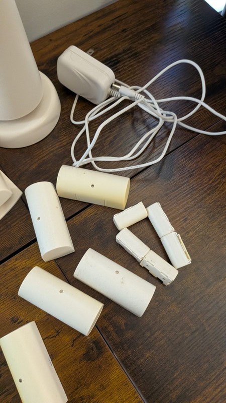 SimpliSafe Security System - HUGE Set w/ Extras, Original. gallery