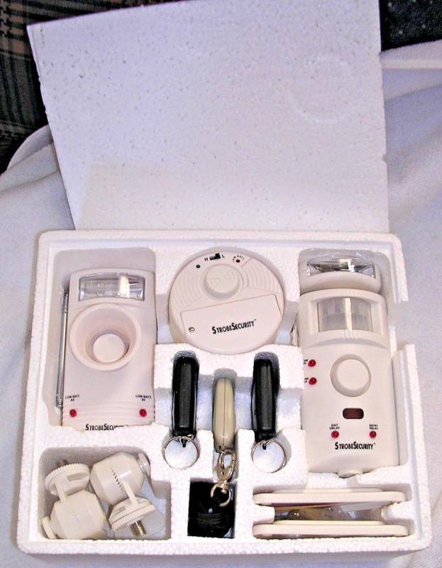 NEW StrobeSecurity System Wireless Home Security Alarm Set Remote Panic Sensor gallery