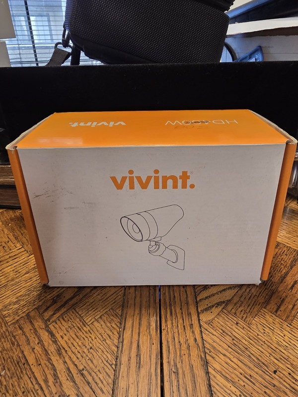 Vivint Smart Home Security Alarm System Set - White gallery