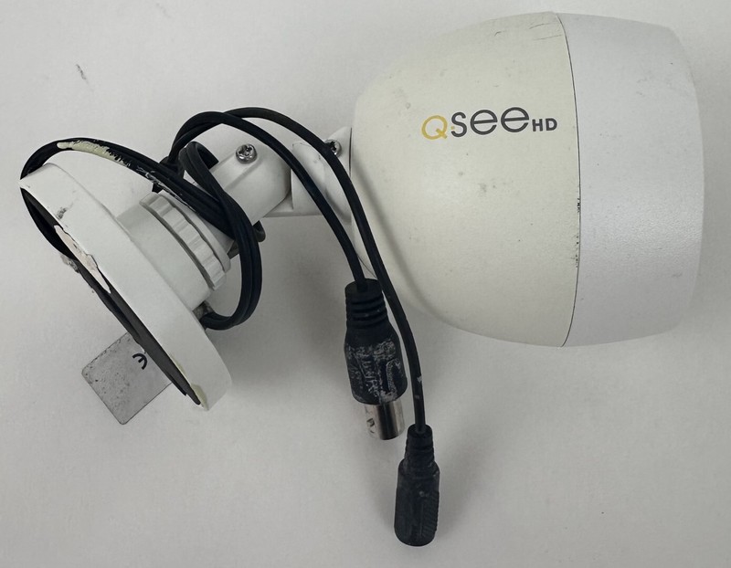 Q-See QCA8081B Analog HD Color Security Camera 4K 4MP – U