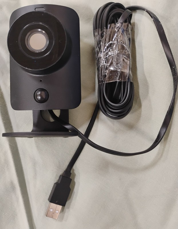 SimpliSafe Indoor Camera Wi-Fi HD Security Camera SSCM1 & Charging Cord Cable!