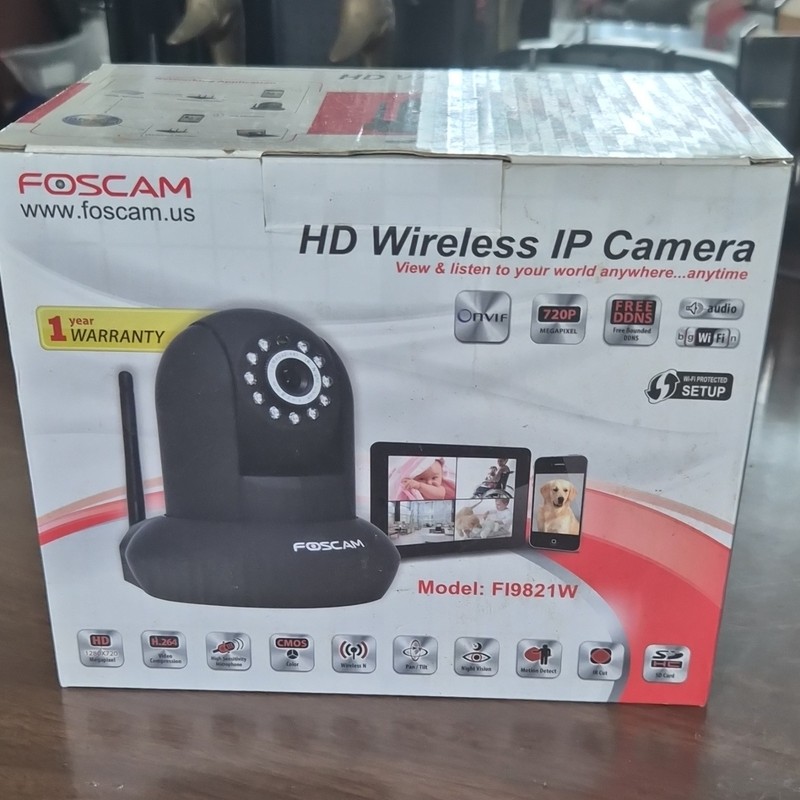 Foscam FI9821W HD Wireless IP Camera Night Vision Pan-Tilt Audio
