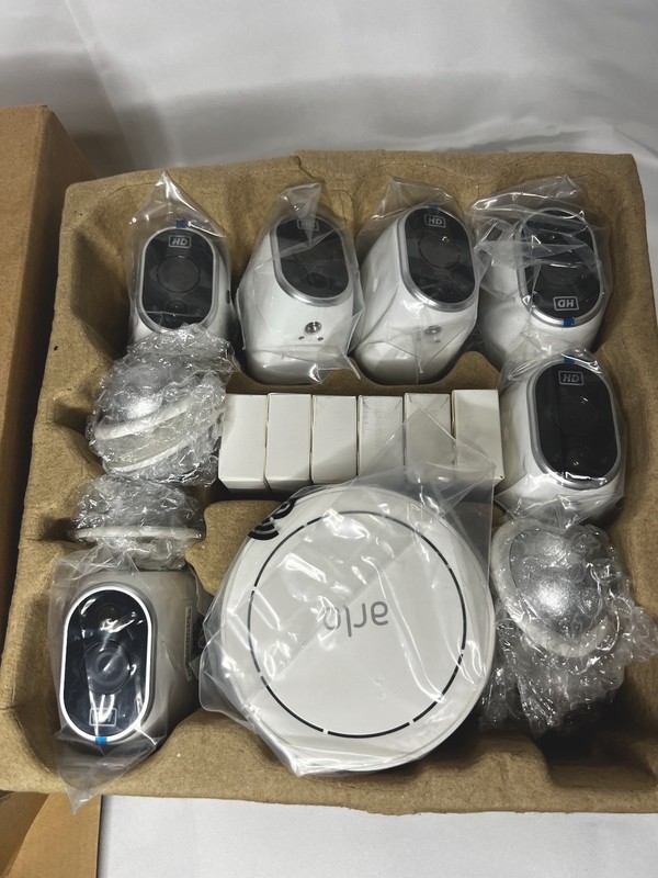 Arlo Wire Free HD Home 6-Camera Security System (VMS3630B-100NAS) Base Station gallery