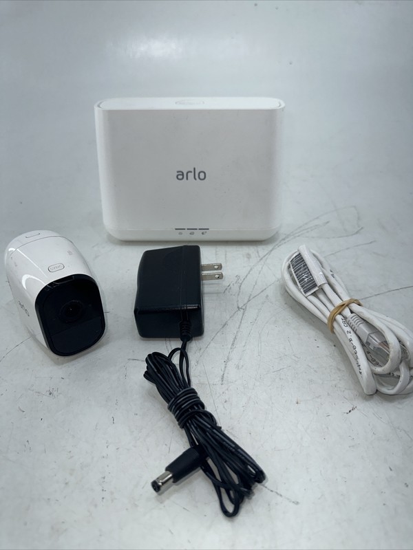 Netgear Arlo Pro VMB4000 + 1 Camera