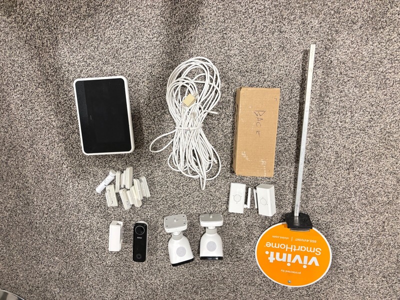 Vivint Home Security – Complete System – Camera, Control Panel And Sensors