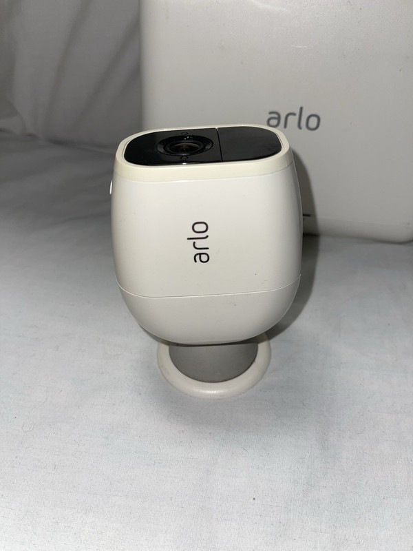 NetGear Arlo Pro VMB4000 L Security Base Station w/ 2 Cameras No Power Cords gallery