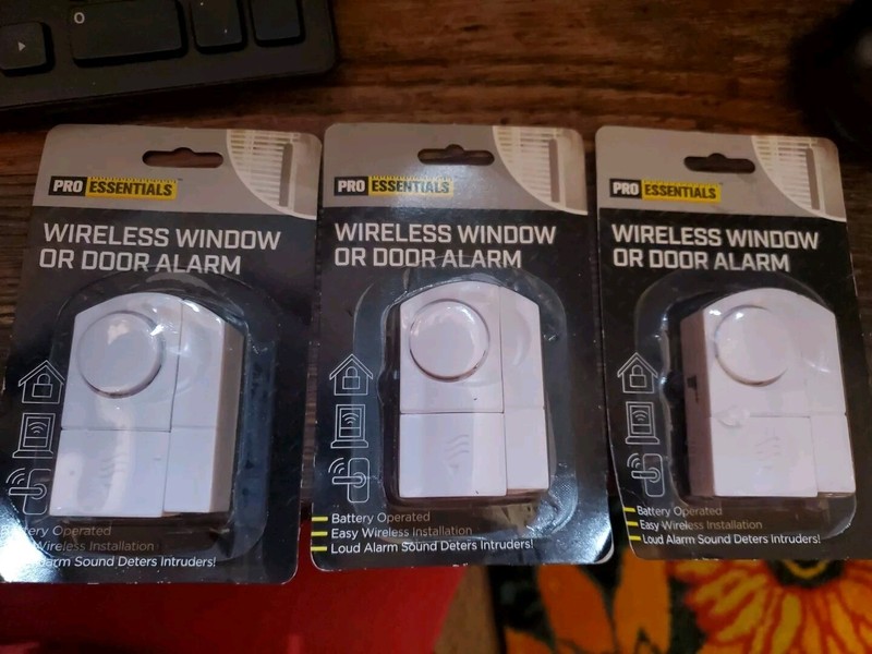 3 Wireless Window or Door Alarms - new - Pro Essentials