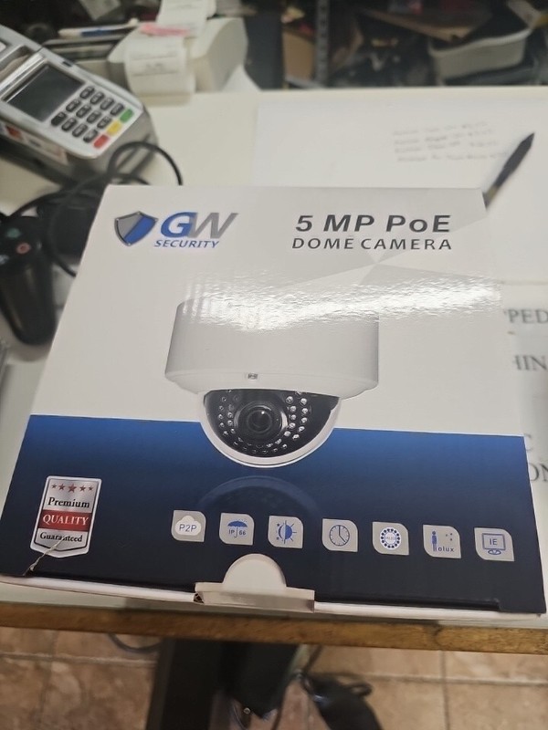 8 Channel 5MP NVR 8 X 5MP PoE Microphone Outdoor Home Security Camera System