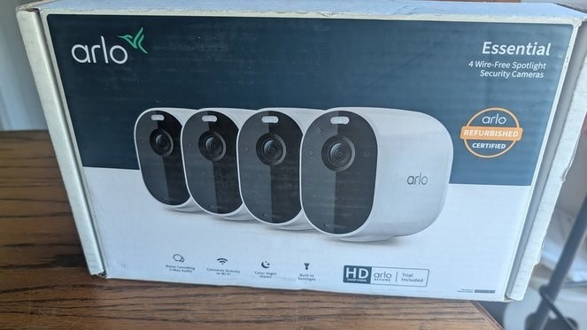 Arlo VMC2430-100NAR Essential 4 Spotlight Security Cameras – 4 Pack