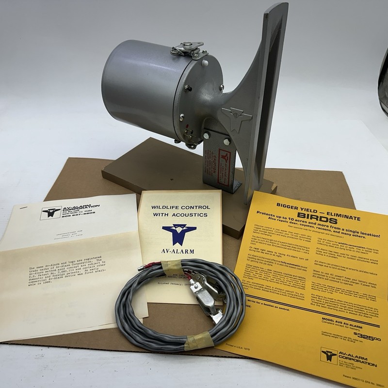 Rare Vintage AV-Alarm Corporation Wildlife Control With Acoustics Alarm NEW NOS