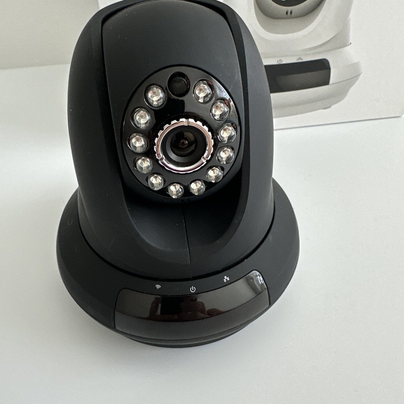 Cloud IP Camera IPC8 New Open Box gallery