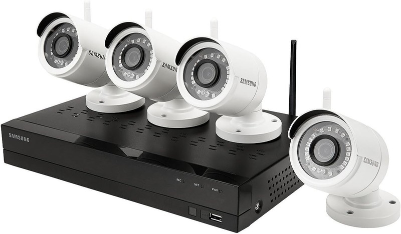 Samsung Wisenet SNK-B73040 (1TB NVR + 4 SNC-79440 Cameras) – Brown Box