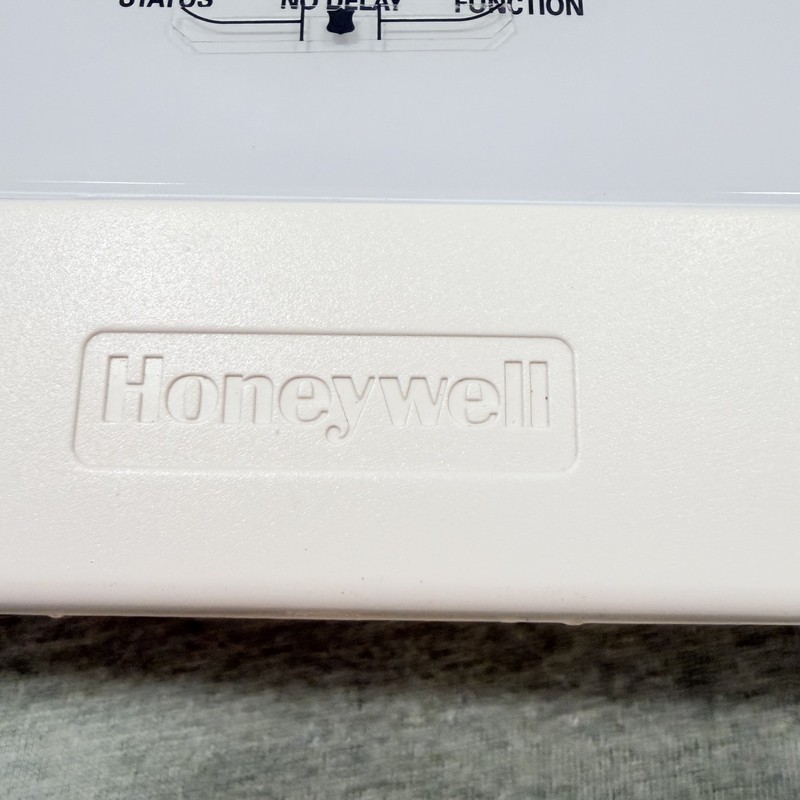 Honeywell L3000 LYNX Plus - Burglar Security Alarm Control Panel gallery