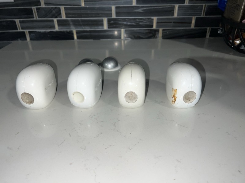 Lot of 4 Netgear Arlo VMC3030 Add-On Wireless Security Cameras w/ 2 Mounts gallery
