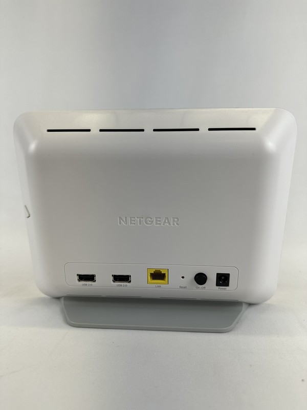 Netgear SecurityBaseStation Wireless Wi-Fi Router VMB3000 Hub UNIT ONLY FREE S/H gallery