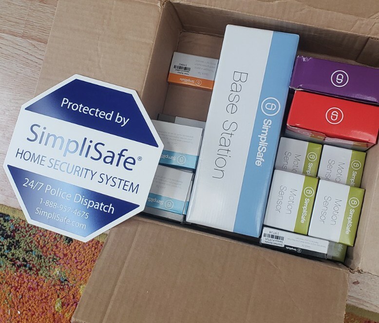Simplisafe Wireless Home Security System Gen 2. 17 Pieces. gallery