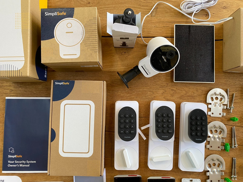 SimpliSafe 24 Pc Security System Indoor Outdoor Camera Sensors Doorbell $1800 gallery