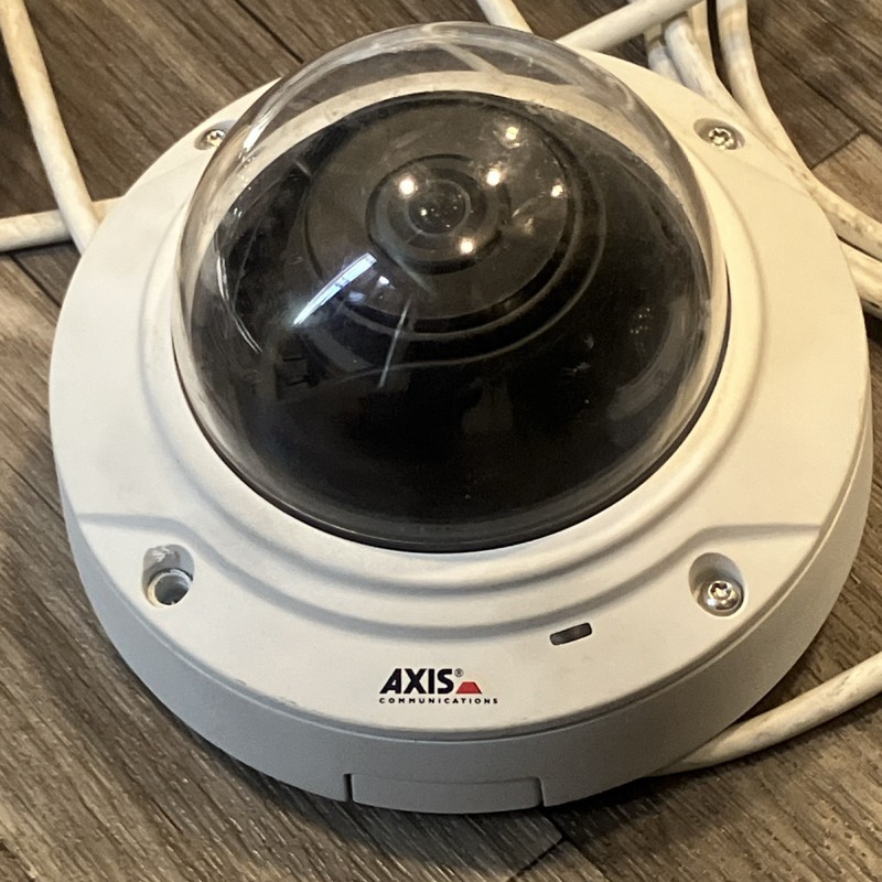 Axis M3006-V IP Dome Cameras Lot of 6 Indoor White PoE Ethernet 0514-001-03