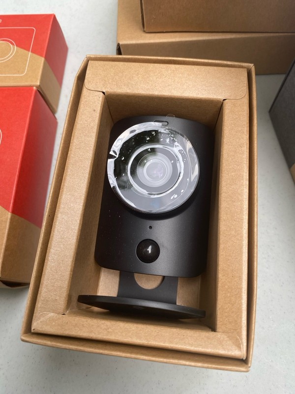 NEW SimpliSafe Home Security System - Base Station, Keypad, 2 Cameras, Siren Etc gallery
