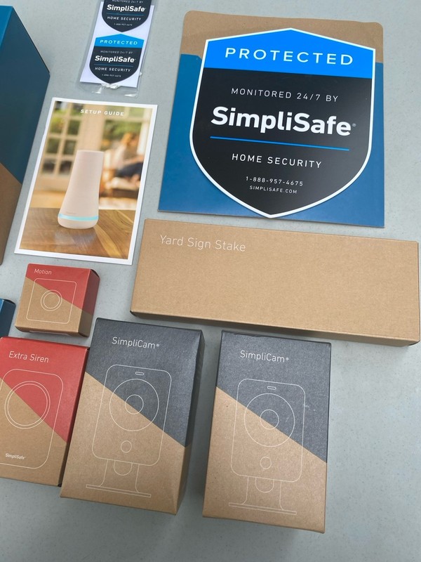 NEW SimpliSafe Home Security System - Base Station, Keypad, 2 Cameras, Siren Etc gallery