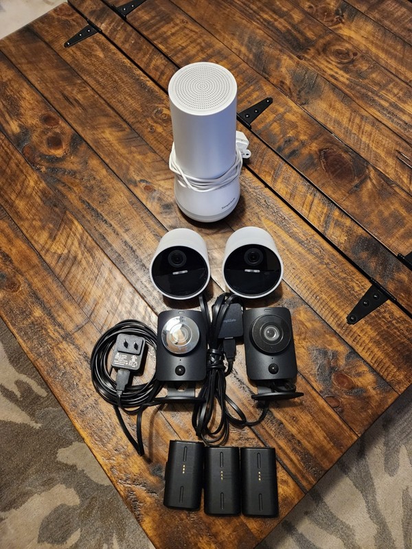SimpliSafe Home Security System Bundle