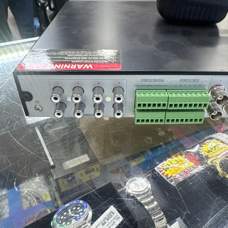 Avycon AVR-HT816A 1x WD40PURZ 4TB SATA HDD Video Surveillance DVR gallery