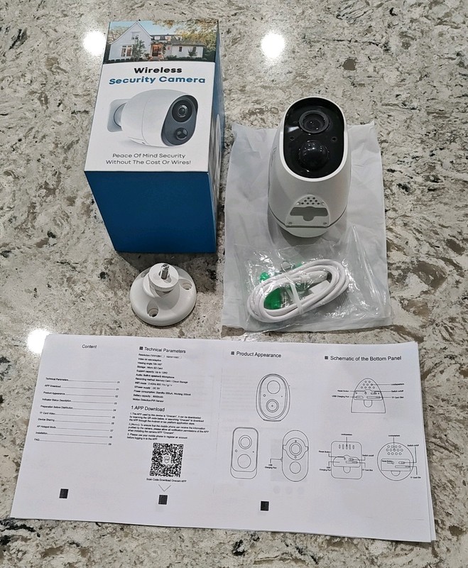 Wi-Fi Camera 720 X 1280, 2.4 GHz, Speakers & Microphone, Memory Card White