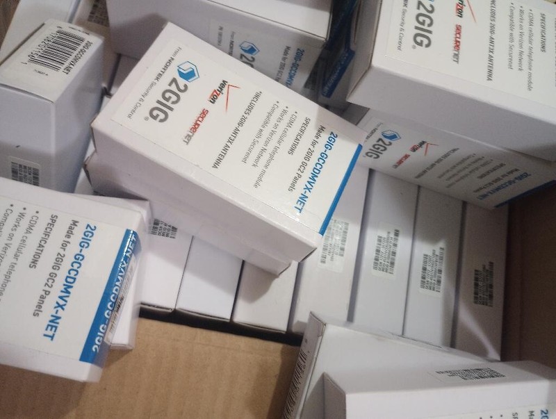 2Gig 2GIG-GCCDMVX-NET SecureNet Verizon CDMA …Lot Of 40 gallery