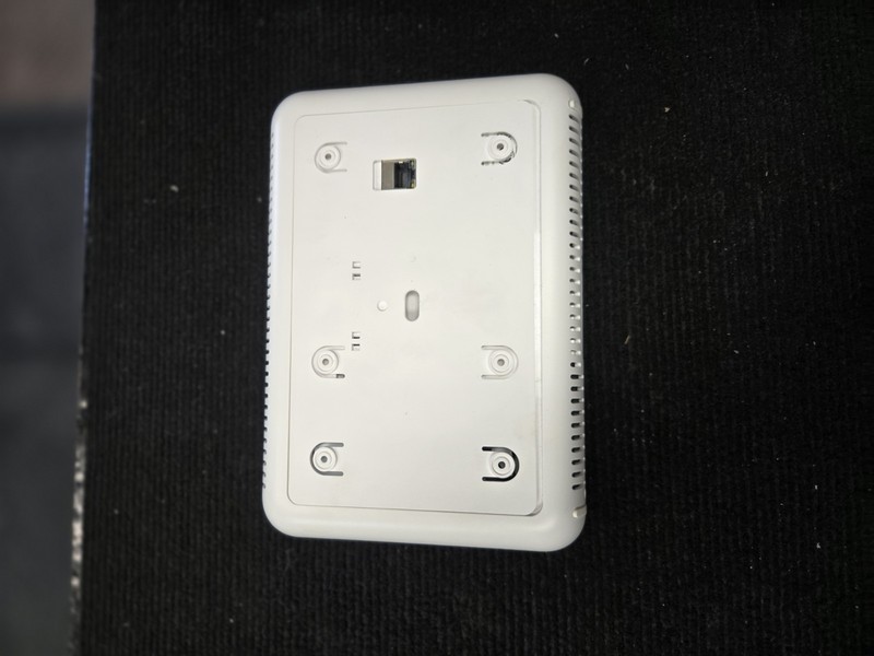 Vivint Smart Home Sky Control Panel Smart Hub W/ Power Plug SH2000-C00 Open Box gallery
