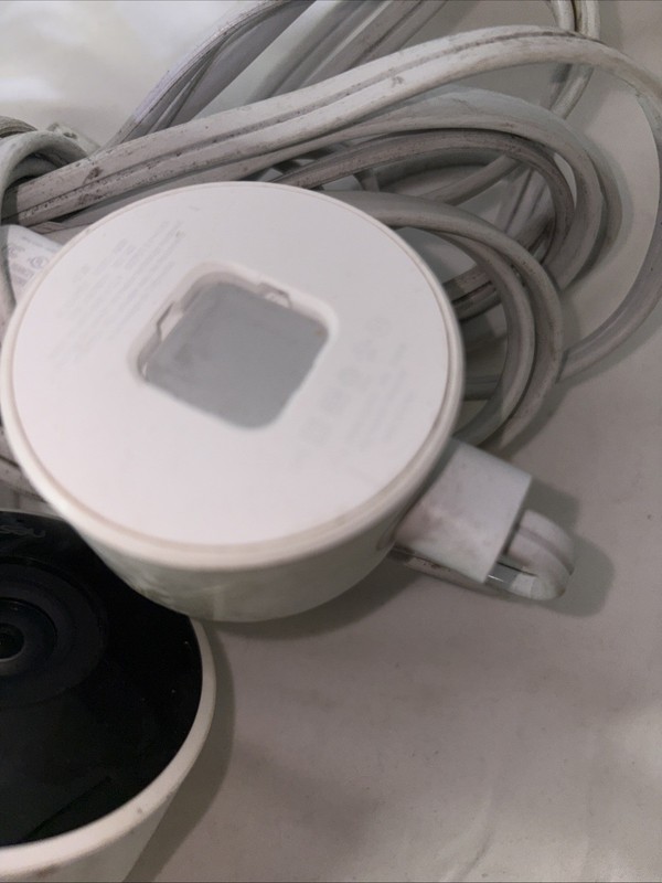 Google Nest 1st Generation A0033 White Weatherproof Night Vision Outdoor Camera gallery