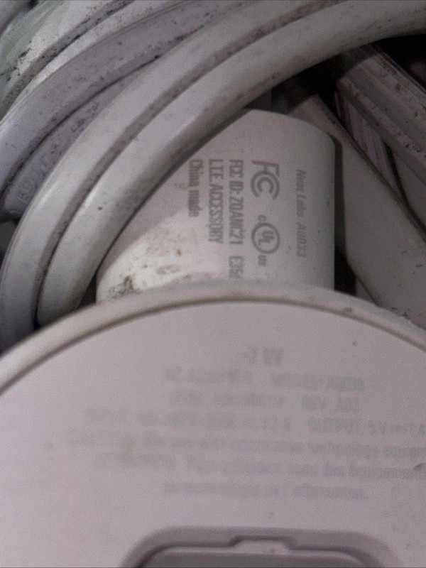 Google Nest 1st Generation A0033 White Weatherproof Night Vision Outdoor Camera gallery