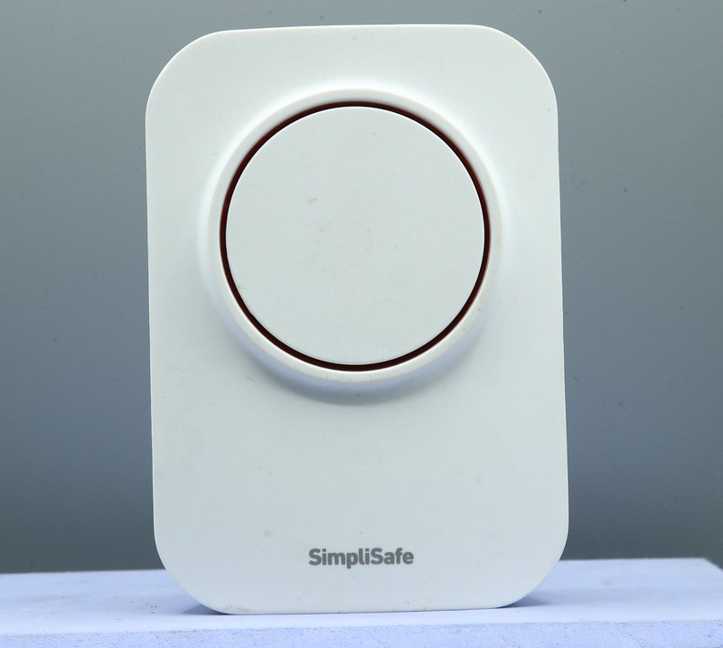 SimpliSafe Extra Siren 105dB Security System SSWS3 Alarm