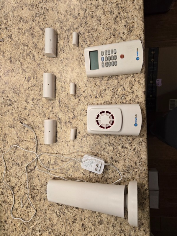 Simplisafe 1st Generation Wireless Home Security Alarm System