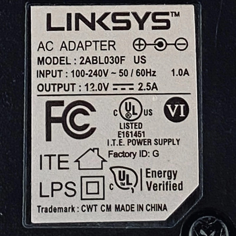 OEM LINKSYS 2ABL030F US AC ADAPTER 12V 2.5A PIN: 5.5 x 2.5 x 9.5 mm. A1.7
