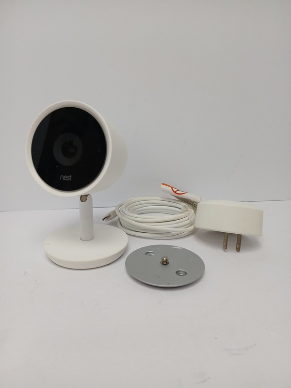 Google Nest Cam IQ Smart Indoor Security Camera White (NC3100-US) A0053 3 Piece gallery