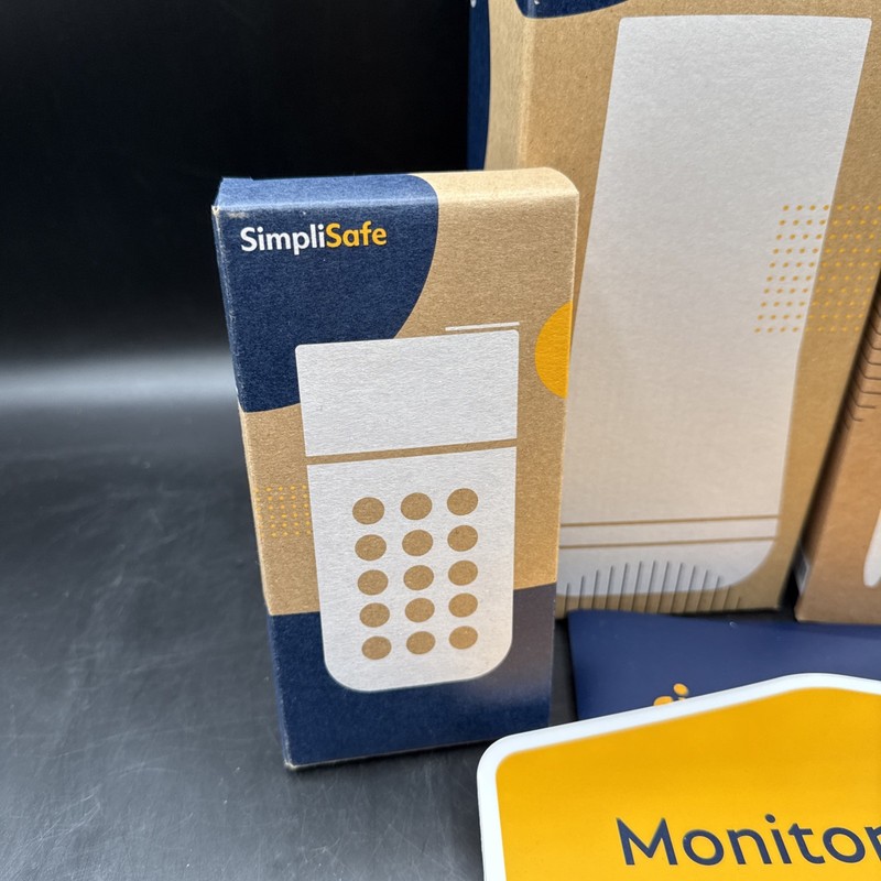 SimpliSafe Security SSBS3 BS3W 3rd Gen Base Station / Keypad KP3W / Yard Sign gallery