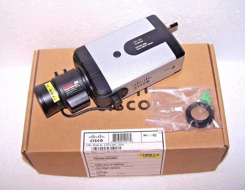 Cisco CIVS‑IPC‑2500 IP Camera 2500 Series Full Resolution Day/Night – New