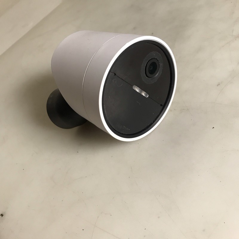 SimpliSafe Outdoor Camera CMOB1 Camera Only With Battery – No Charging Cable
