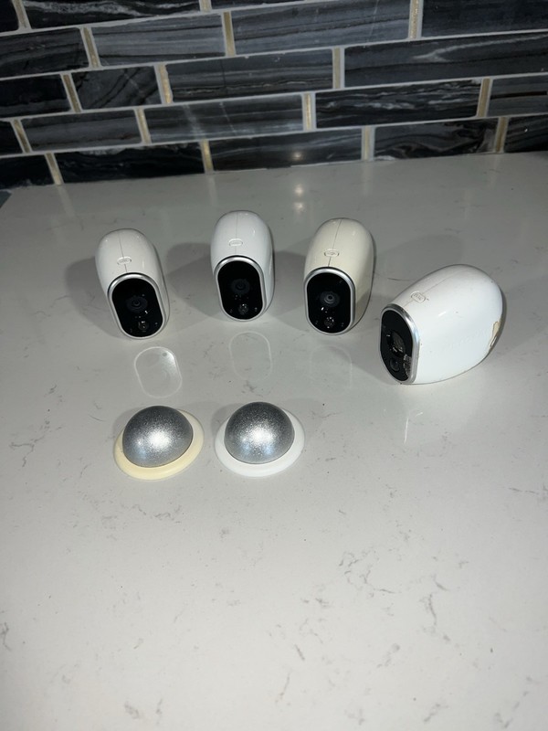 Lot of 4 Netgear Arlo VMC3030 Add-On Wireless Security Cameras w/ 2 Mounts