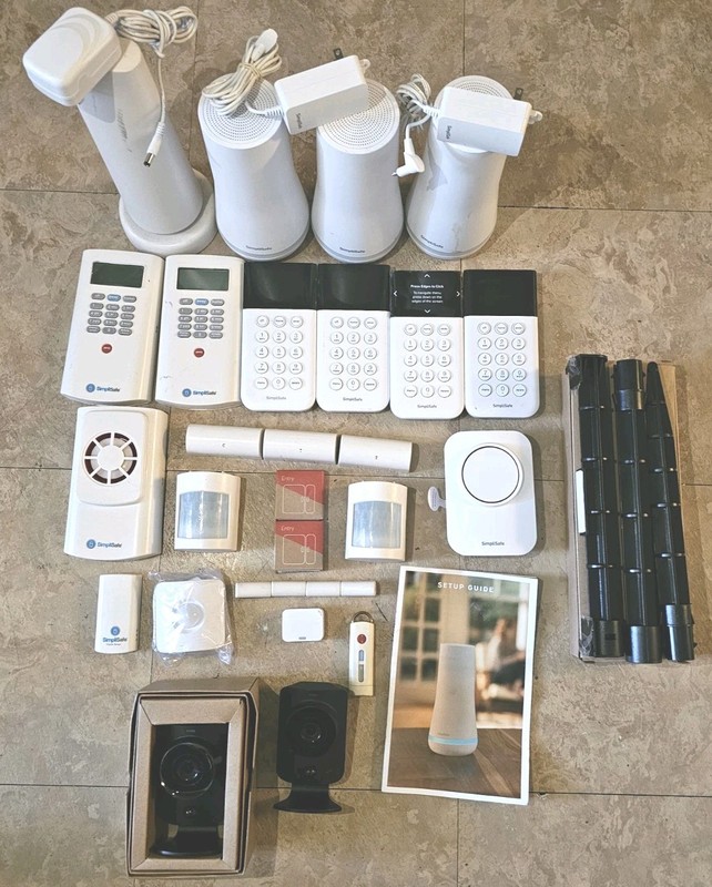 SimpliSafe Security System 25+ pc Lot Base Keypad Motion Sensors Towers Camera