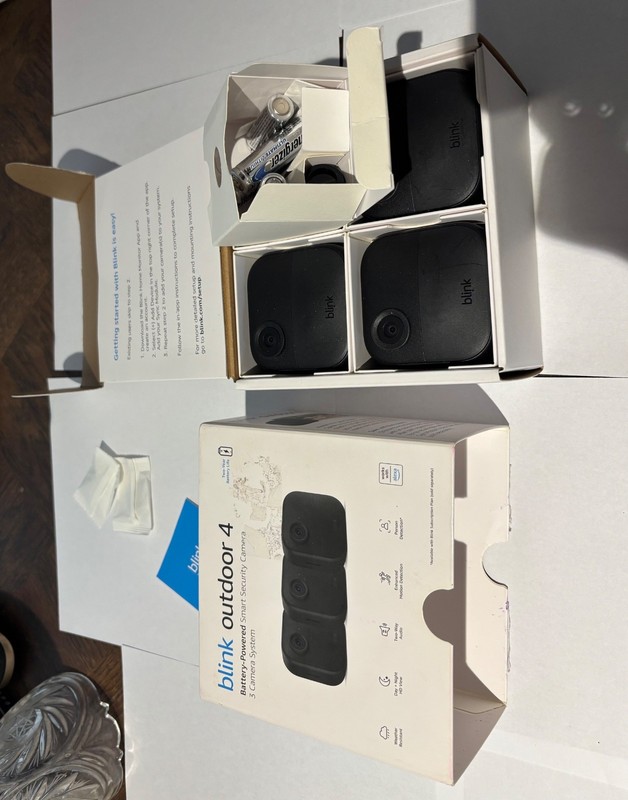 Blink Outdoor 4th Gen Battery-Powered Smart Security Camera System 3-Pack NEW gallery