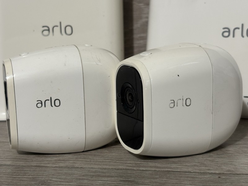 2x NETGEAR Arlo Base Stations VMB40000 VMB4540 and 2 VMC4030P Cameras - AS-IS gallery