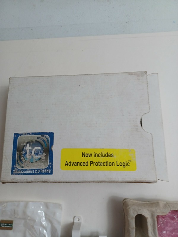 Honeywell GSMVLP5-4 IntelliPath Series 4G Communicator (SIM Card Not Activated) gallery
