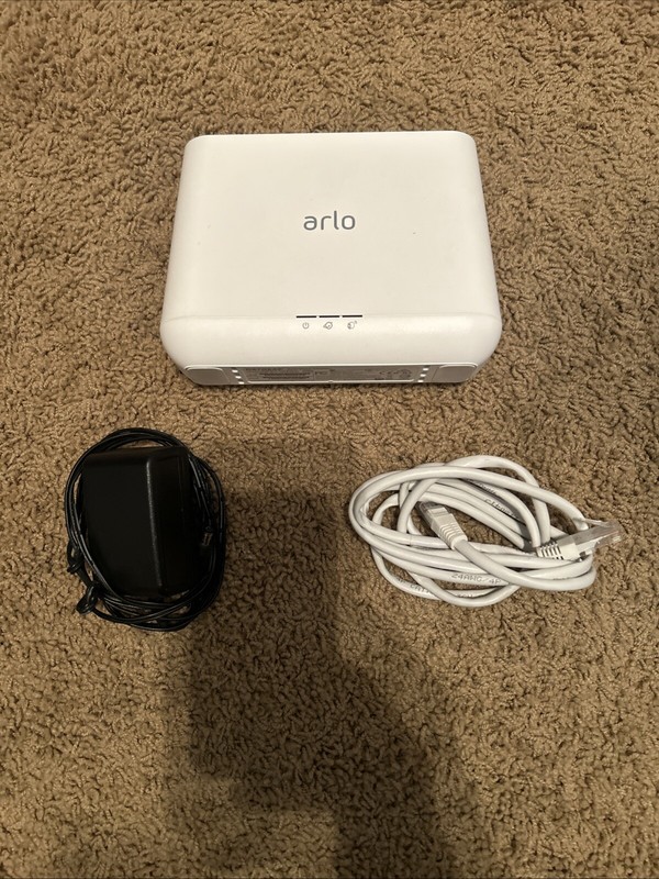 Netgear Arlo Pro Base Station Hub Wireless Security VMB4000 W/ Cords.