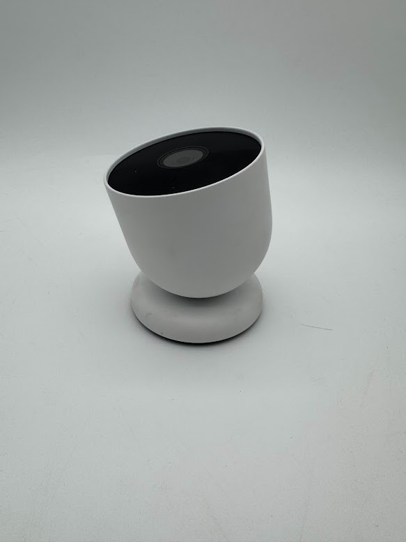 Google Nest Cam Outdoor or Indoor Battery 2nd Gen 1-Pack White gallery
