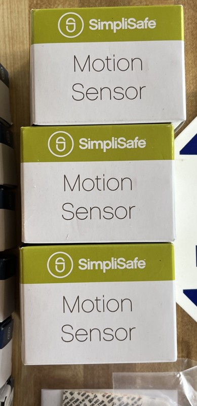 SimpliSafe Home Security System 15Pcs SS-1500 SSCM1 W/Manual &sign gallery