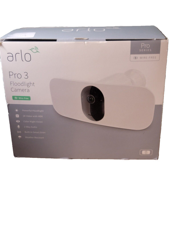 Arlo Pro 3 Floodlight Indoor/Outdoor Security Camera 2K Wire-Free w/ Siren Alarm